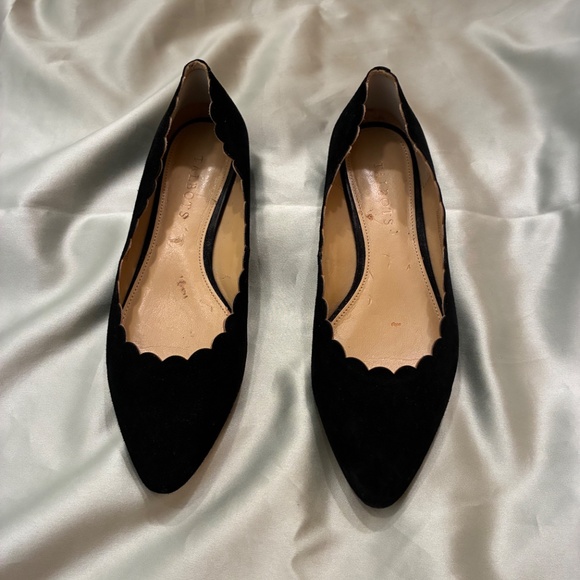 Talbot’s Gently Worn Black Suede Scalloped Edge Flat Size 7W Very Good Condition - Picture 2 of 14